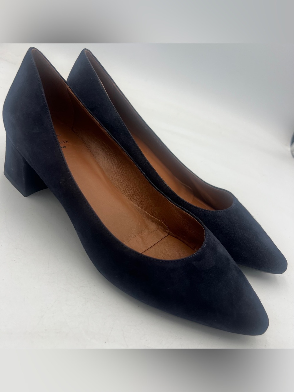 AQUATALIA Navy Blue Suede Pasha Pump Heels Made in Italy Women's Size 7.5 NEW